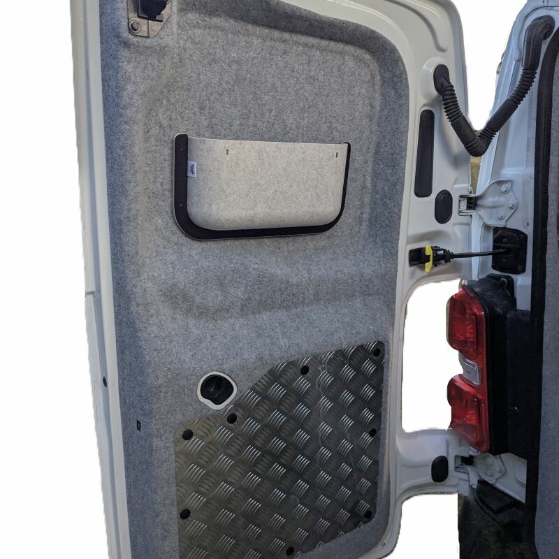 Vide Poche Universelle van fourgon 4x4 van week 800x1063